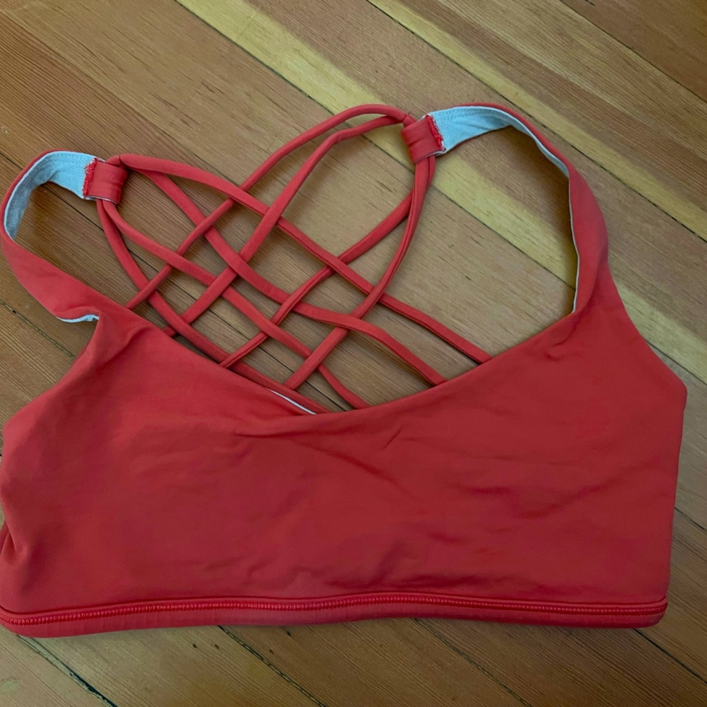 Lululemon free to be wild bra